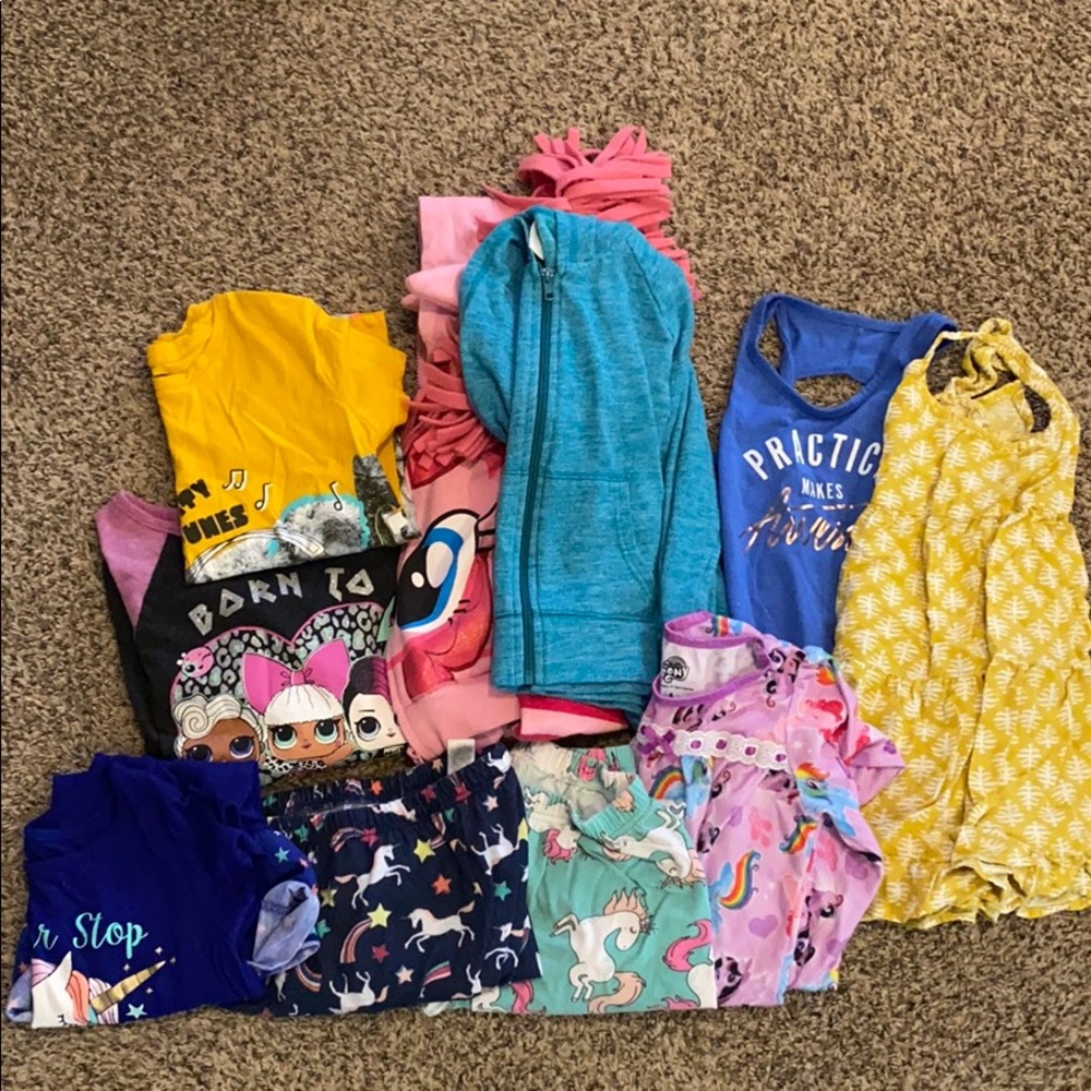 Girls 6/7/8 lot